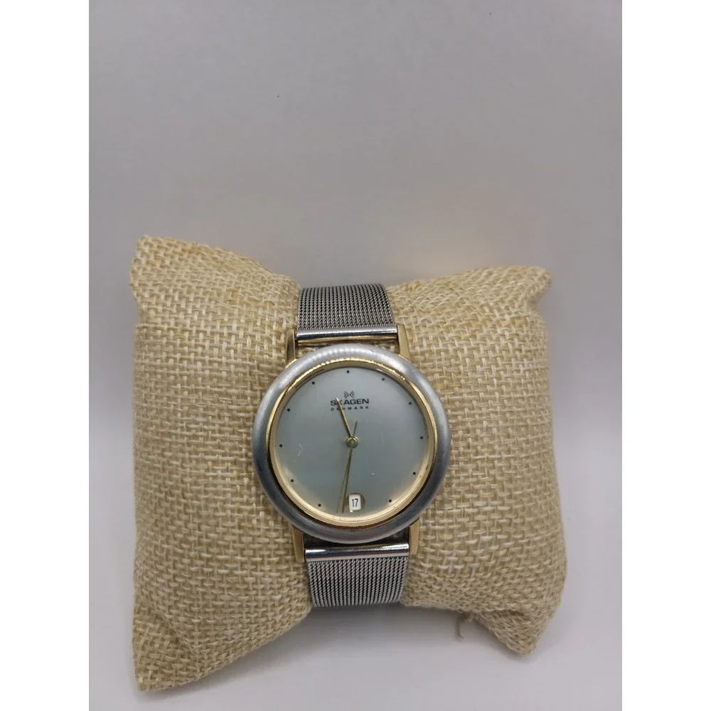 Skagen Denmark 16LGS Two Tone Quartz Watch Date Mesh Band 33.5mm